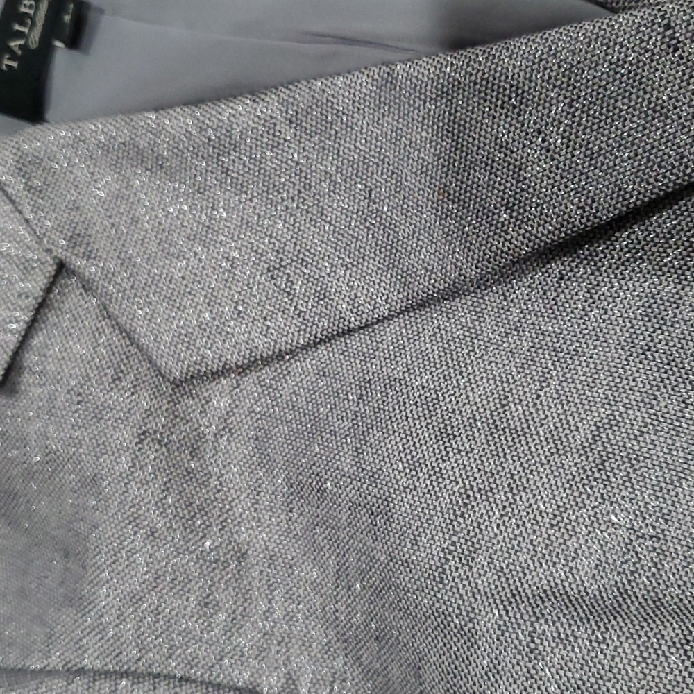 Jacket - Picture 3 of 4
